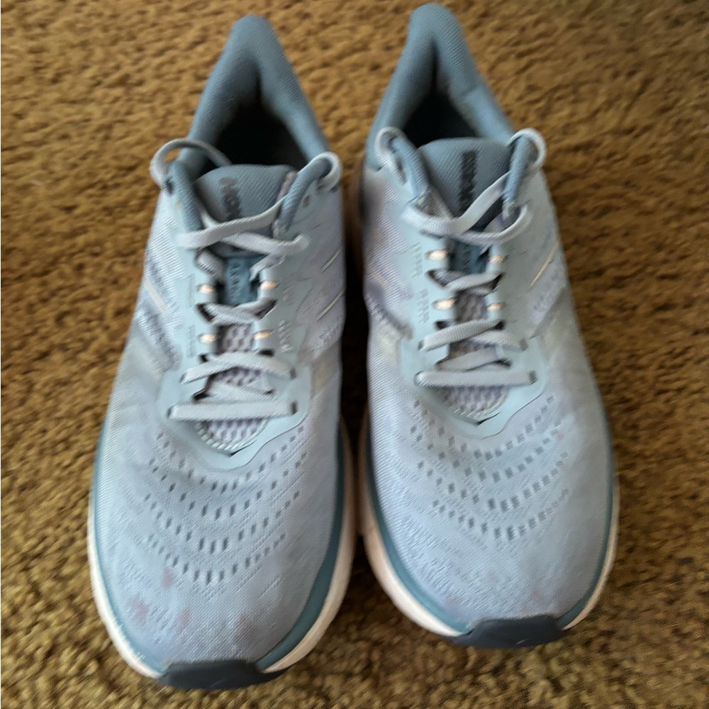 Hoka shoes